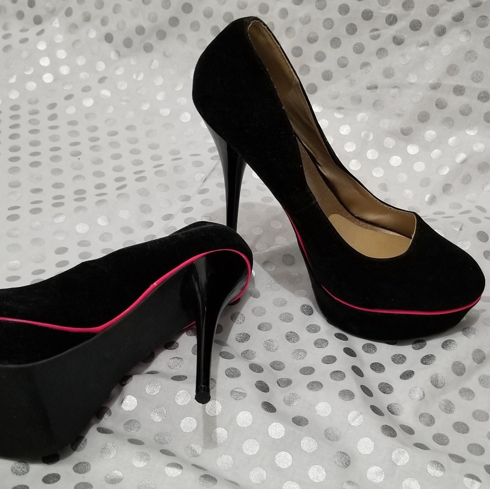 Shoes - Picture 2 of 2